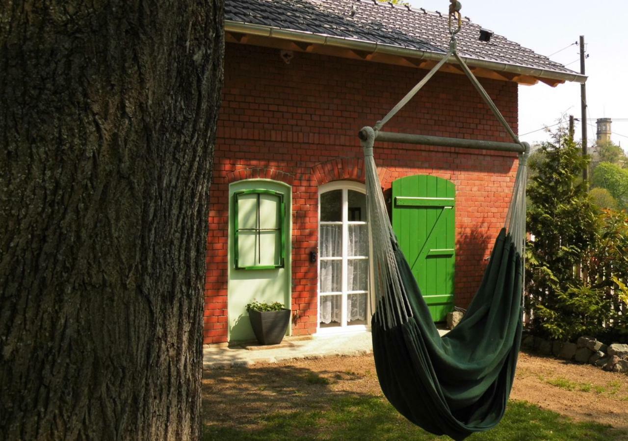 Bahnhof Droyssig - Uebernachten Im Denkmal Buitenkant foto